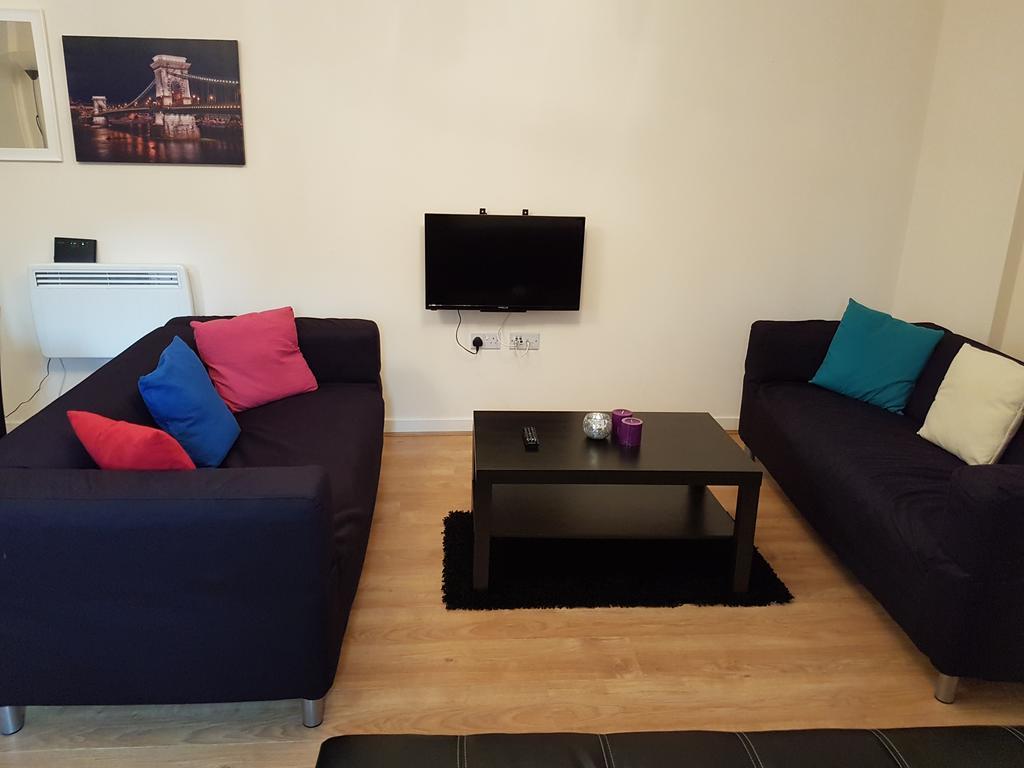 Two Bedrooms, Two Bath, Up To 3 Beds 1 Sofa - Slough Windsor Legoland Bagian luar foto